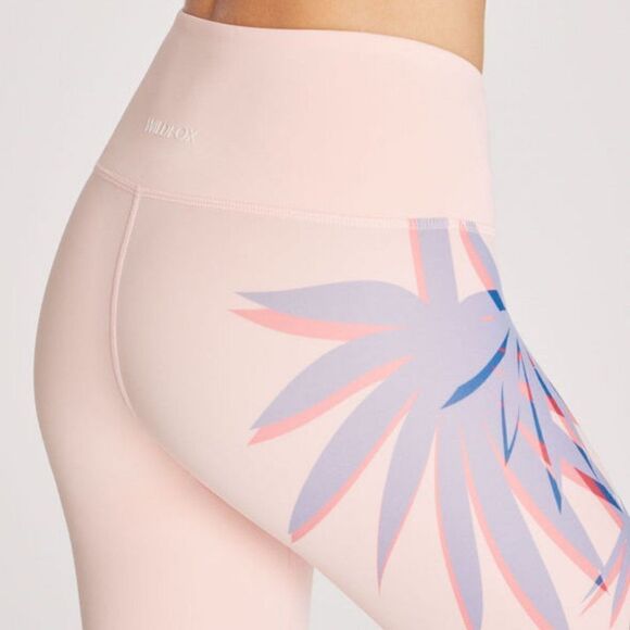 Wildfox SET Sasha Bra and Maci Legging - Picture 11 of 13